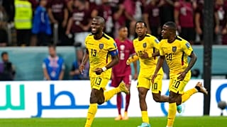 Enner Valencia festeja um dos golos do Equador no Qatar