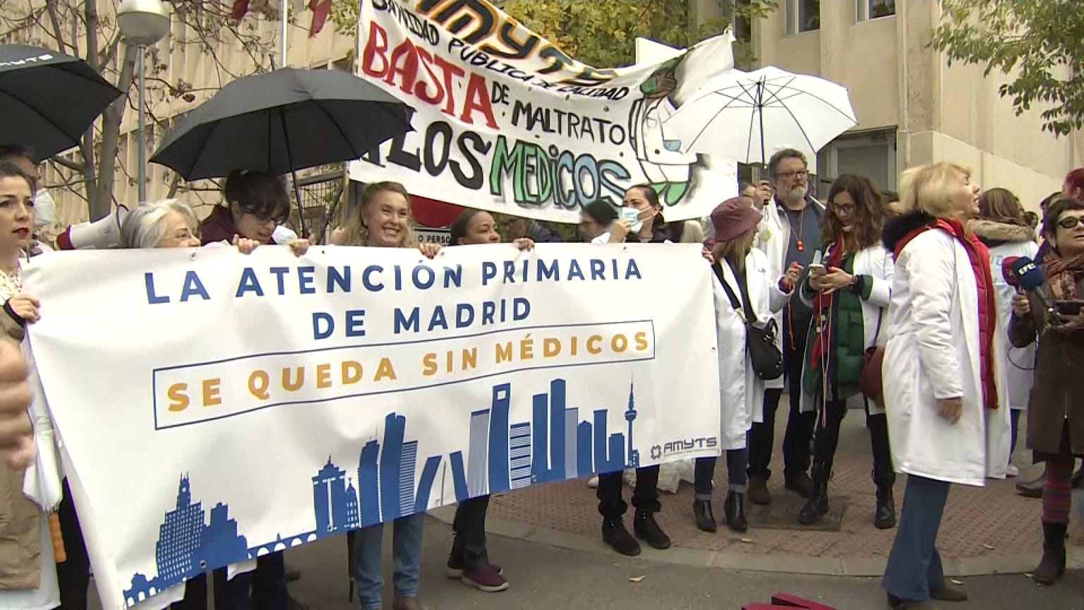 Estas protestas surgen tras las negociaciones fallidas del viernes entre la Consejería de Sanidad y el Comité de Huelga