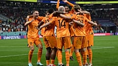 المنتخب الهولندي بعد فوزه على السنغال