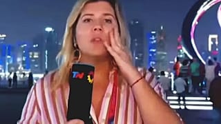Katar'da TN televizyonu muhabiri Metzger canlı yayında soyuldu