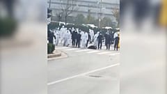 Protestierende Arbeiter werden in chinesischer Fabrik verprügelt