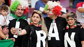 هواداران تیم ایران در بازی با انگلیس