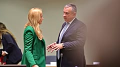 EU-Energiekommissarin Kadri SImson im Gespräch mit ihrem tschechischen Kollegen Jozef Síkela