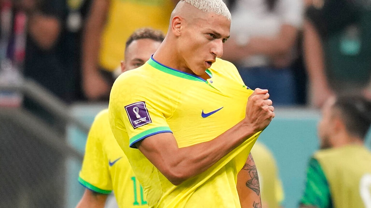 Richarlison celebra golo do Brasil frente à Sérvia no Campeonato do Mundo de Futebol Qatar 2022