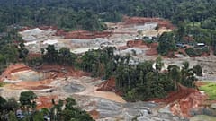 Una miniera d'oro illegale in Colombia