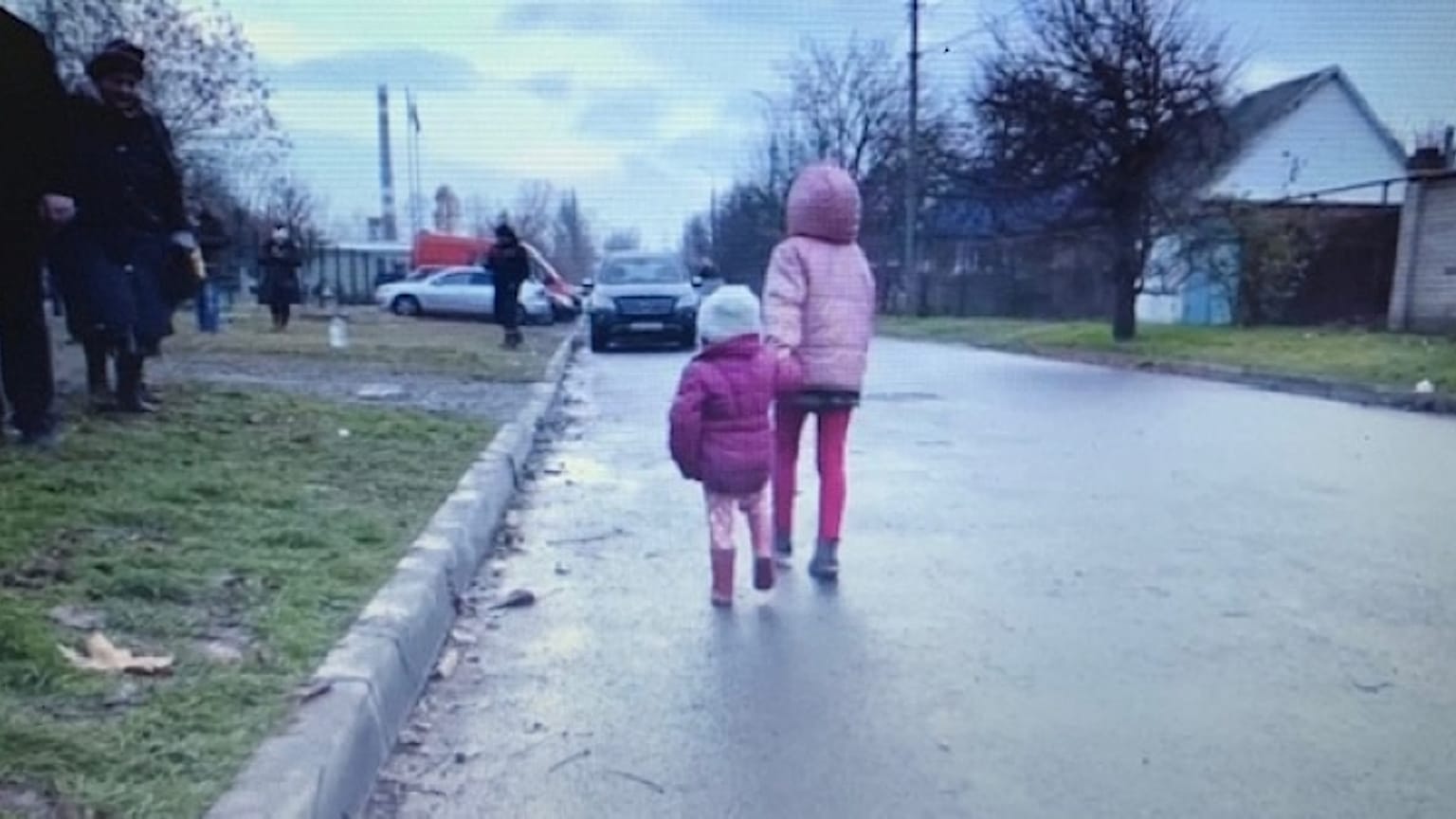 Жители Херсона под обстрелом
