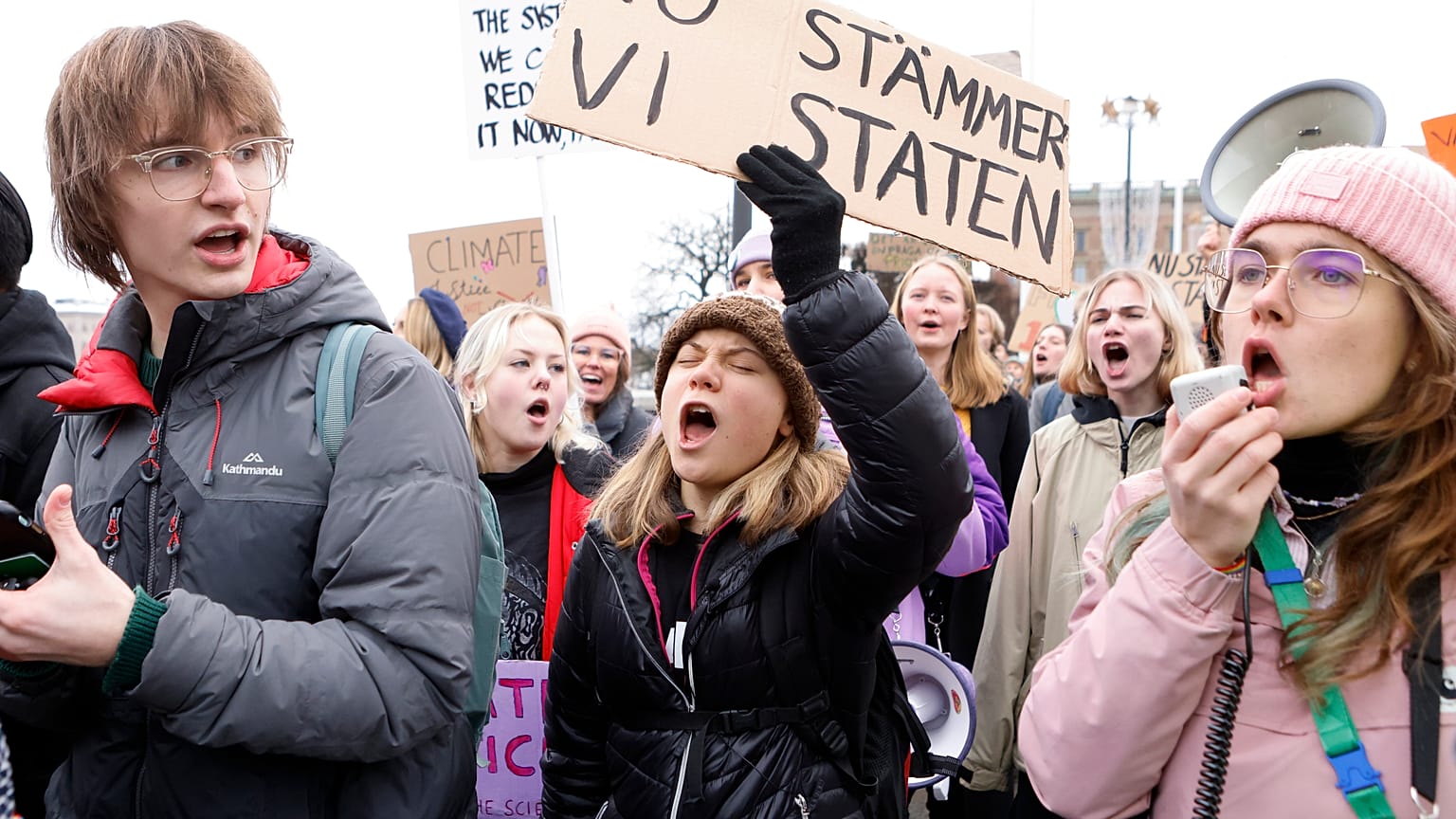 Greta Thunberg an der Spitze der Demo in Stockholm