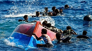 Schiffbrüchige Migranten im Mittelmeer