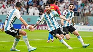 Messi és az argentinok gólöröme