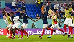 Mbappe dupla és francia továbbjutás