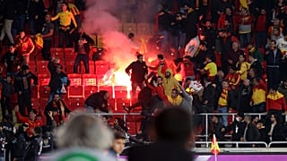 Spor Toto 1. Lig 15. haftasında Göztepe ile Altay, Gürsel Aksel Stadı'nda karşılaştı. Karşılaşma sırasında her iki takımın taraftarı arasında arbede yaşandı