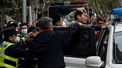 Η ισχυρή καταστολή φέρνει αποτελέσματα, καθώς οι διαμαρτυρίες έχουν σταματήσει στις περισσότερες πόλεις