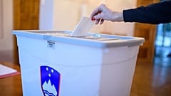 Slovenya'da halk kamu yayıncısı kurumların siyasi etkiye maruz kalmasını engelleyen yasaya 'evet' dedi