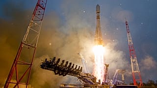 Запуск ракеты-носителя "Союз -2.1б" с космодрома Плесецк 2 ноября
