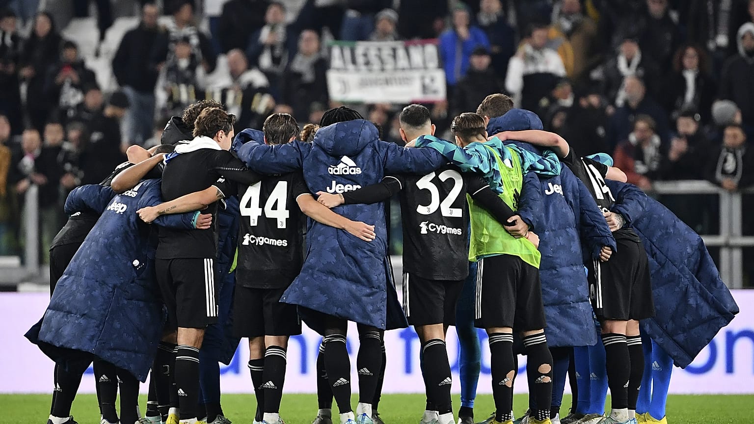 Juventus yönetimi istifa etti