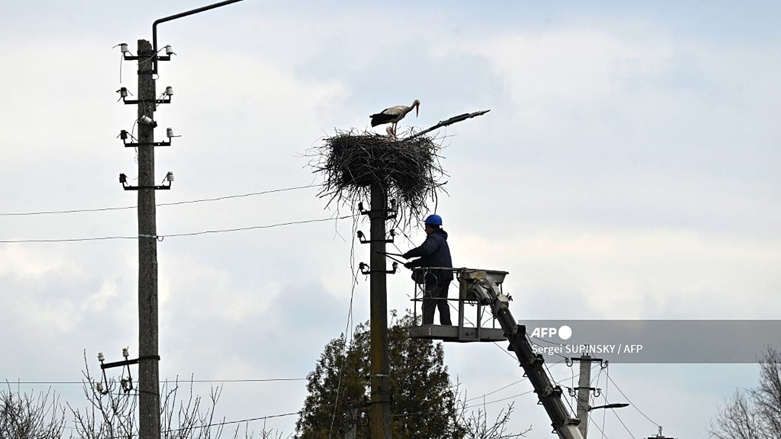Le système électrique ukrainien détruit après des frappes russes