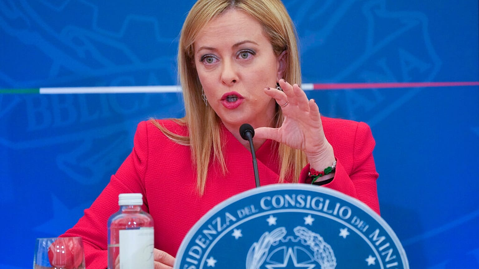 Μελόνι