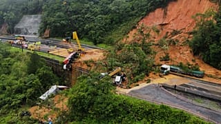 Au moins deux personnes dans un glissement de terrains au Brésil - 30.11.2022