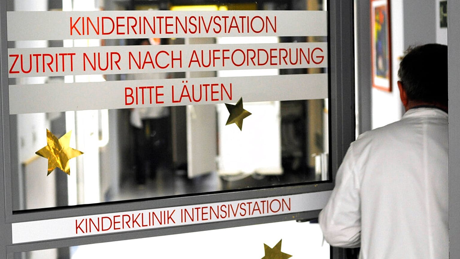 Kinderintensivstation des Klinikums Rosenheim in Oberbayern - ARCHIV