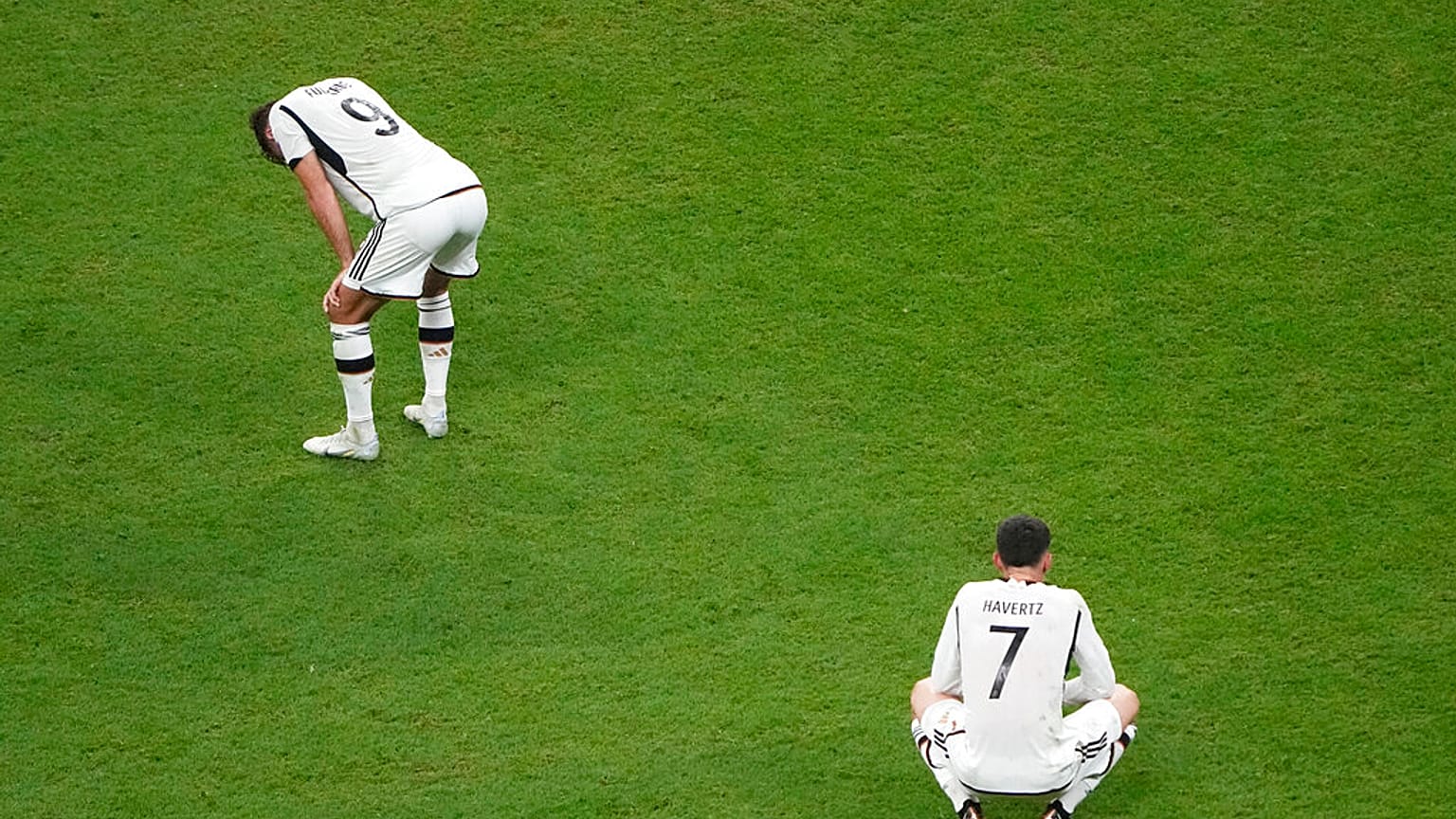 Niclas Fuellkrug y Kai Havertz tras el partido de fútbol del grupo E de la Copa del Mundo entre Costa Rica y Alemania el 1 de diciembre de 2022.