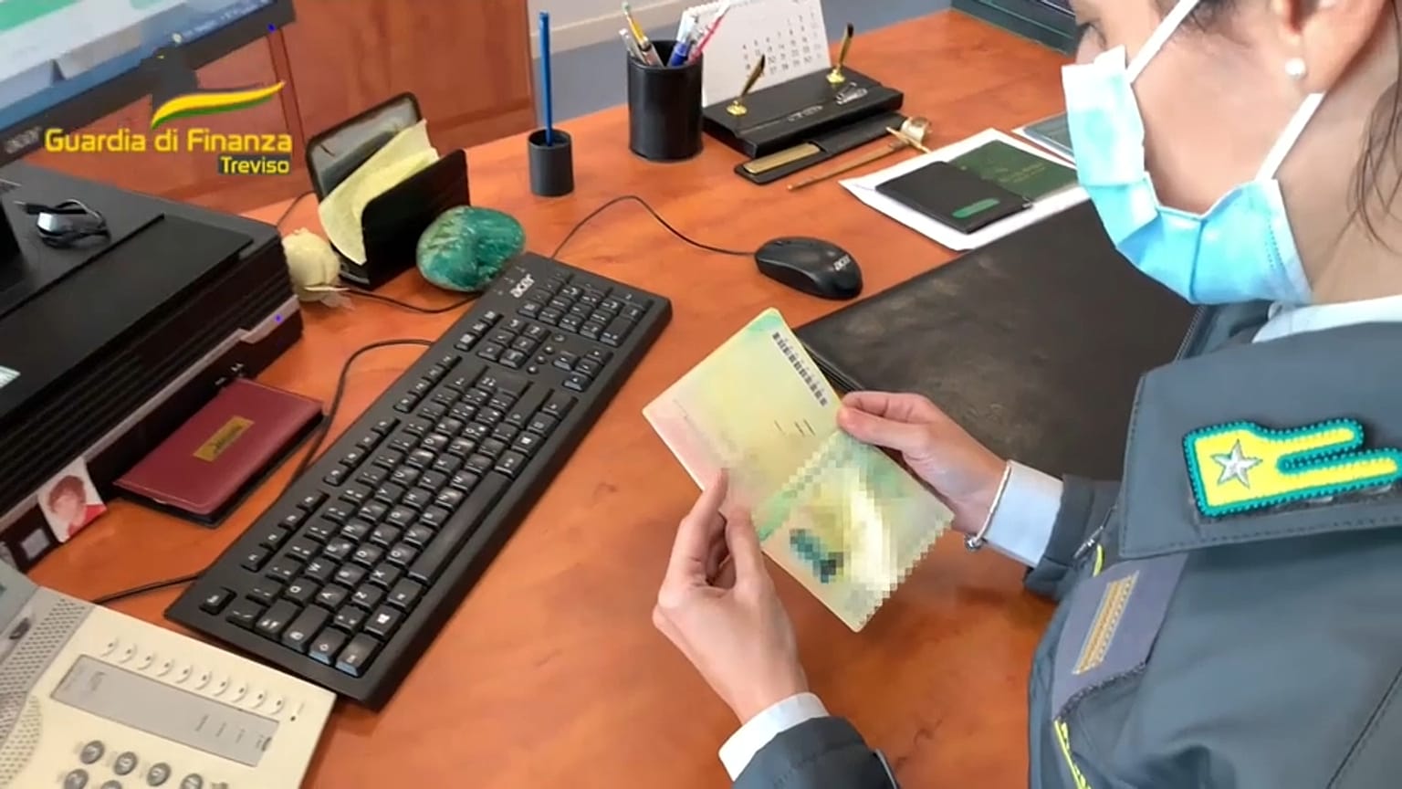 Útlevélvizsgálat Olaszországban