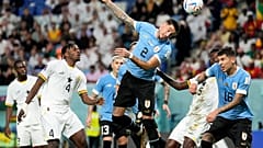 رأسية من لاعب الأوروغواي خوسيه خيمينيز