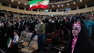 İranlı taraftarlar Dünya Kupası maçlarını takip ederken
