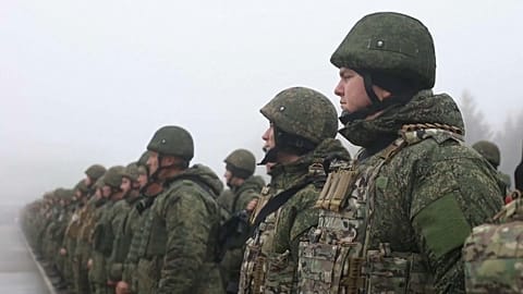 По данным минобороны России, за месяц было призвано 300 тысяч человек