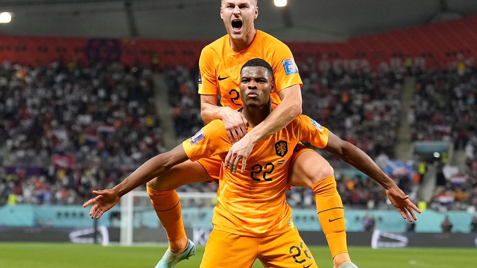 Oranje schlägt die USA 3:1: Niederlande im WM-Viertelfinale