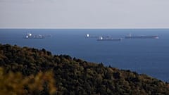 Нефтяные танкеры близ Новороссийска