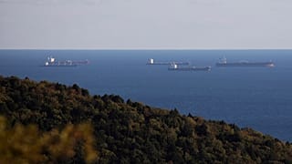 Нефтяные танкеры близ Новороссийска