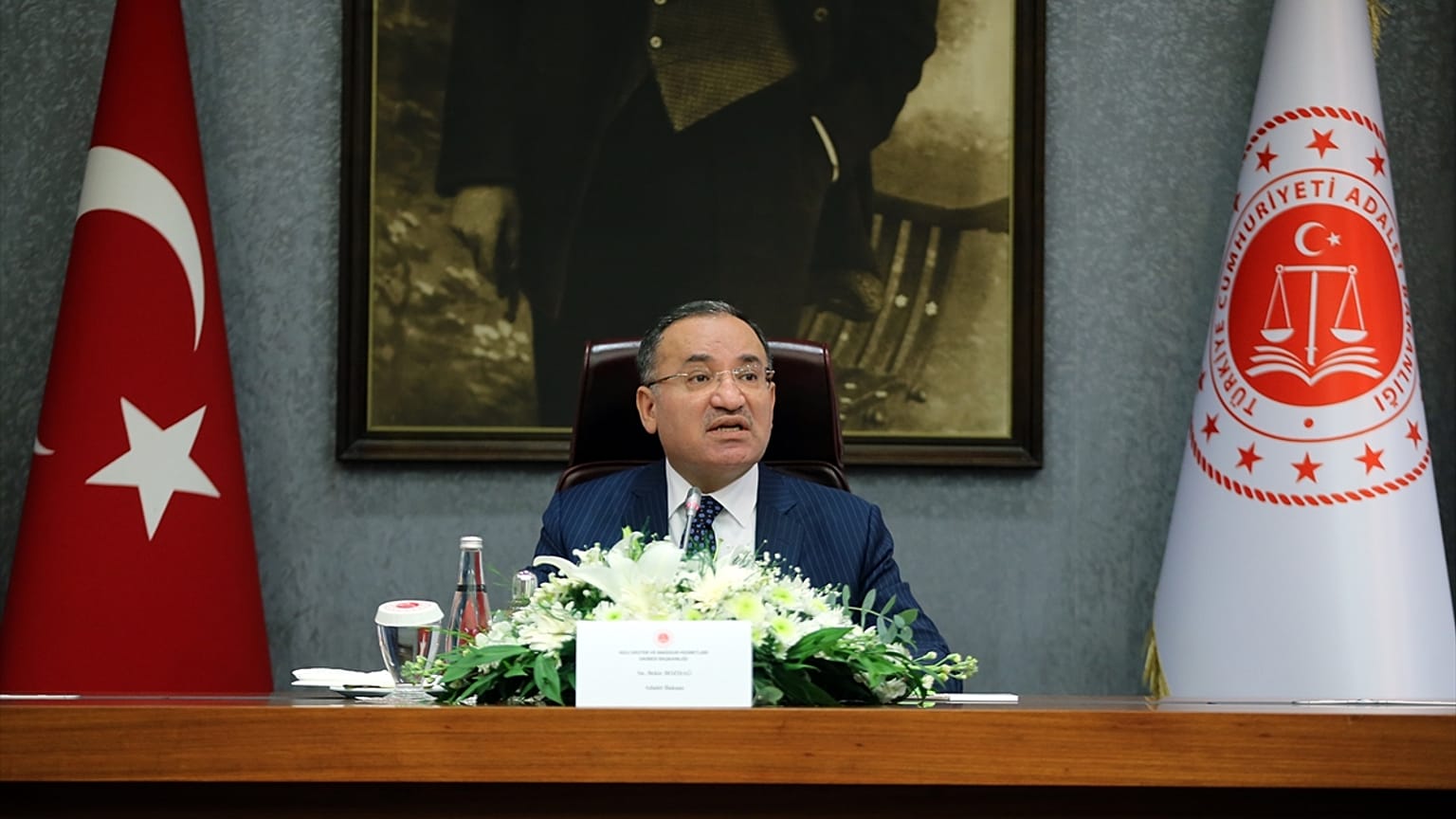 Adalet Bakanı Bekir Bozdağ