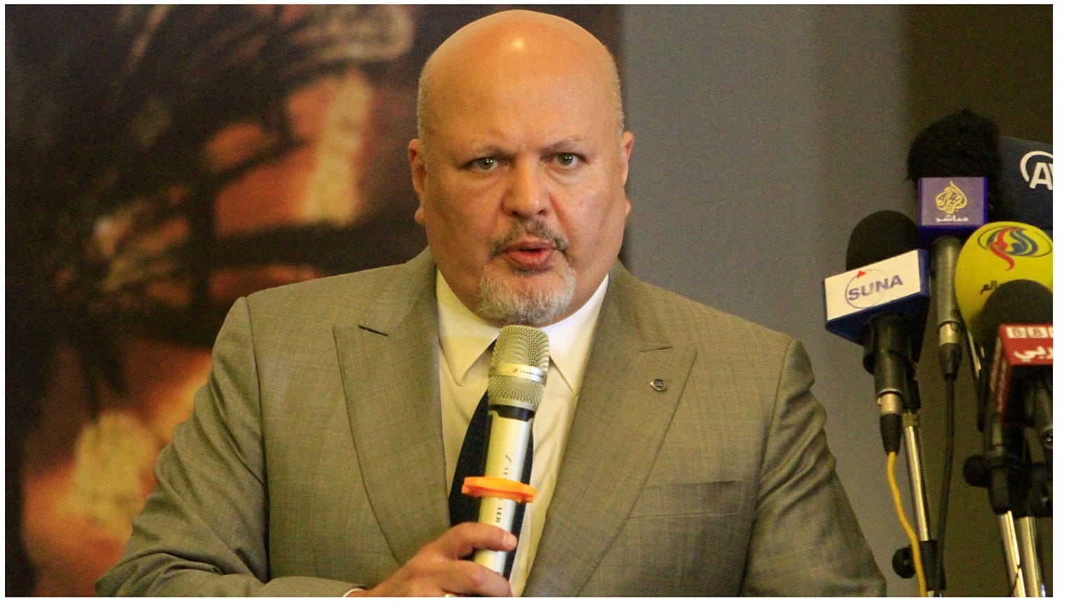 المدّعي العام للمحكمة الجنائية الدولية كريم خان