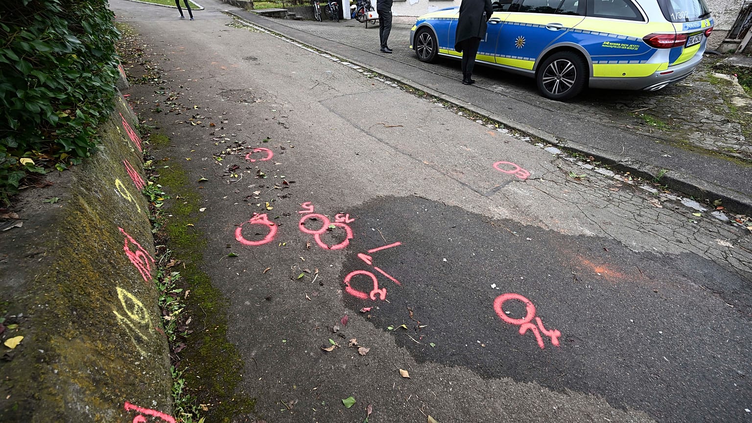 Local onde foi esfaqueada uma das meninas na aldeia de Illerkirchberg, na Alemanha