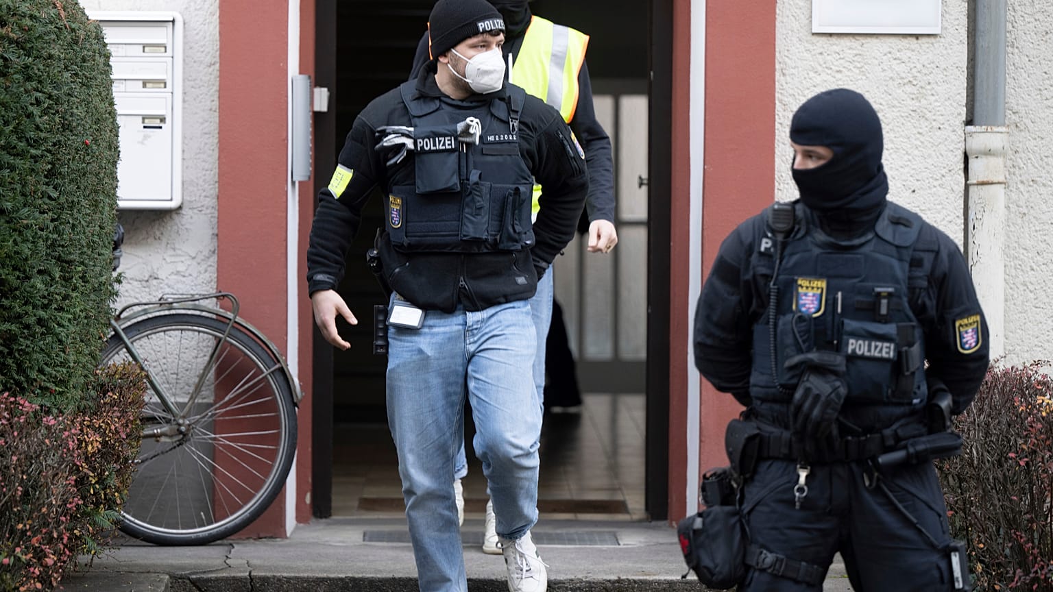 Обыски в ходе операции проводились в нескольких городах Германии, в том числе во Франкфурте