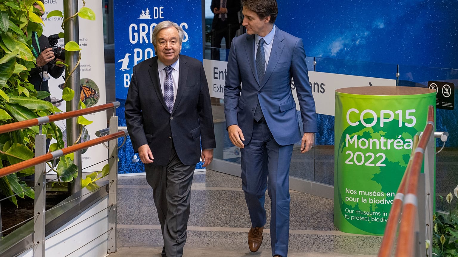 Justin Trudeau fa gli onori di casa a António Guterres. (Montréal, 7.12.2022)