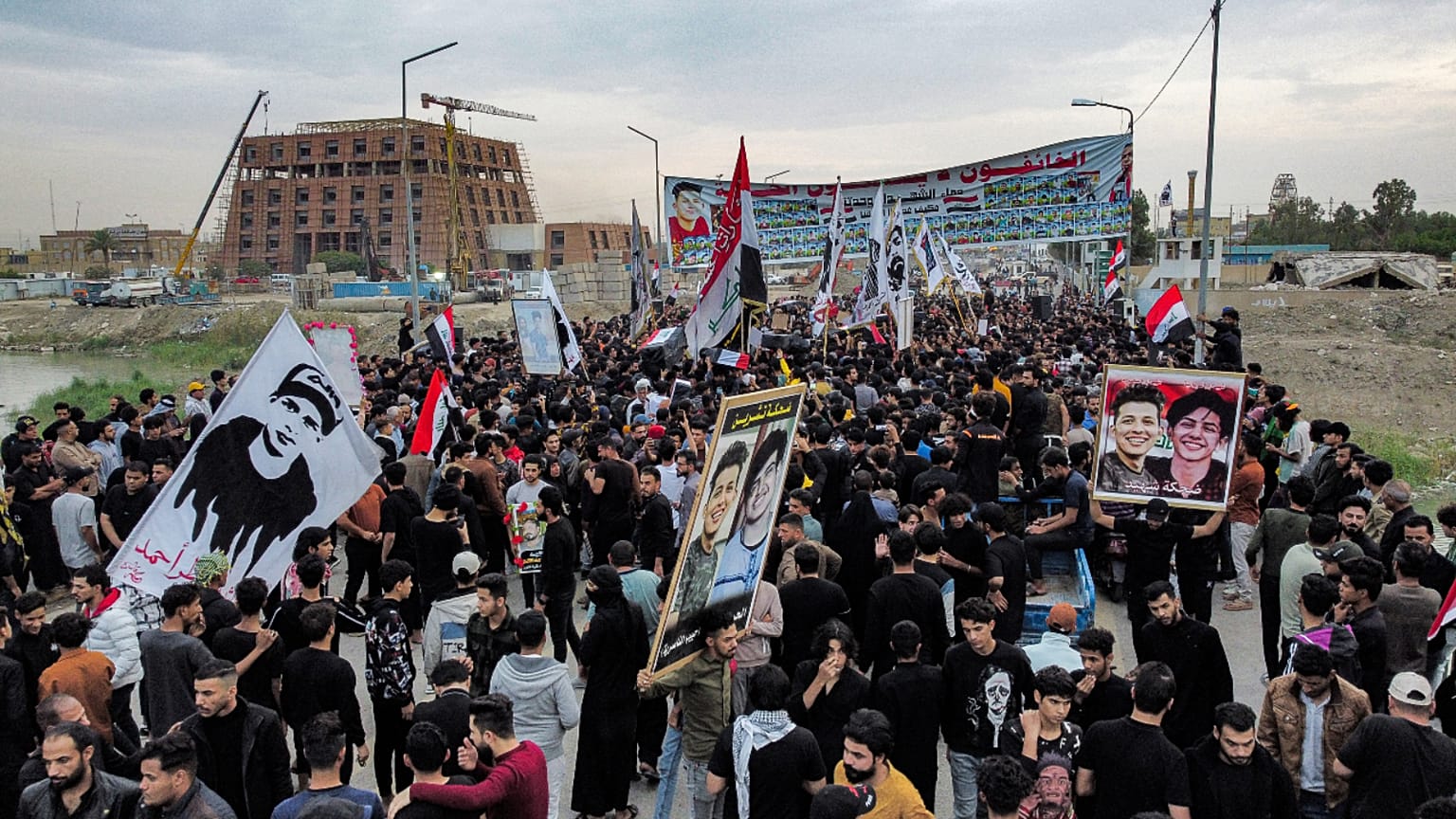 صورة أرشيفية لمظاهرة في الناصرية