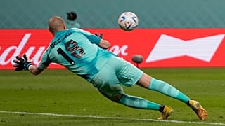 Canada's goalkeeper Milan Borjan during the World Cup group F match between Croatia and Canada in Qatar, 27 November 2022