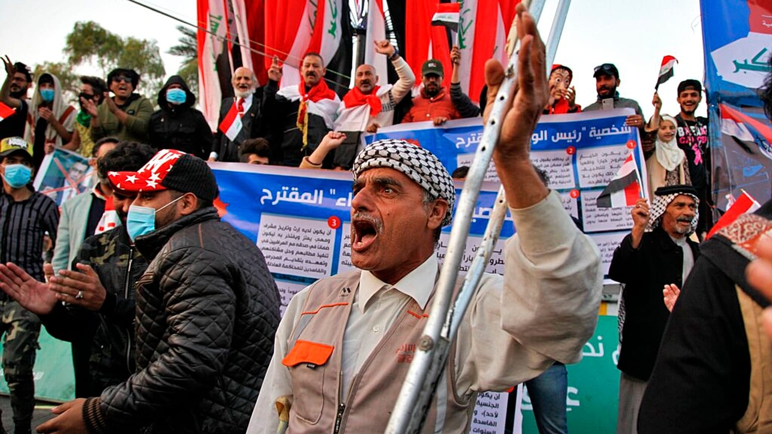 Im Iran protestieren weite Teile der Bevölkerung gegen die Regierung.