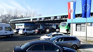 Archives : poste frontière croate, à Stara Gradiska, entre la Croatie et la Bosnie Herzégovine, le 25 novembre 2022