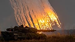 Der Kampfpanzer Leopard 2A6 der Bundeswehr nimmt an der NATO-Übung "Iron Wolf 2022-II" in Litauen, teil.