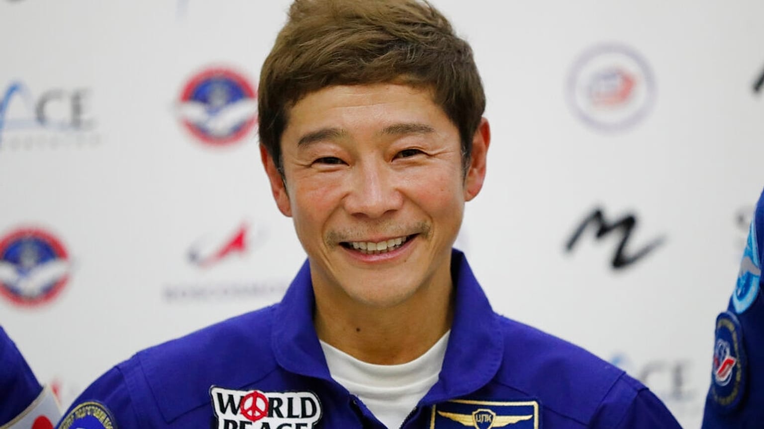 Japon milyarder Yusaku Maezawa