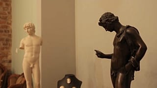 Экспонаты ЛГБТ-выставки в Санкт-Петербурге.