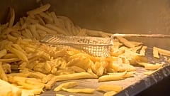 Die legendären belgischen Fritten: doppelt frittiert und deshalb energieintensiv