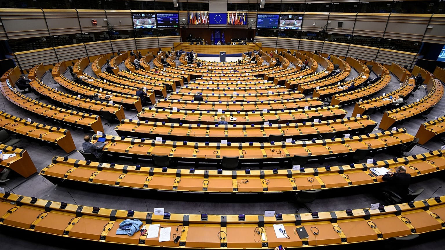 Archives : hémicycle du Parlement européen à Bruxelles, le 17 juin 2020