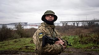 Ukrán katona a fronton 