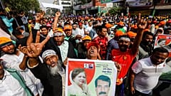 Decenas de miles de manifestantes se manifiestan contra el Gobierno en Bangladesh