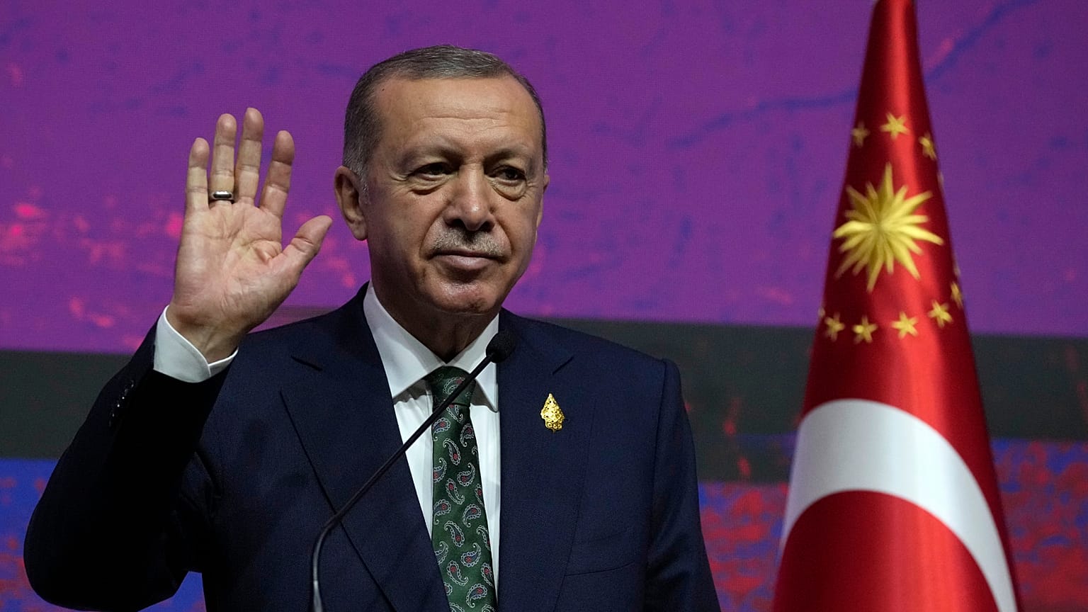 Erdogan na cimeira do G20, na Indonésia, em novembro