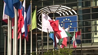 Az Európai Parlament épületének homlokzata