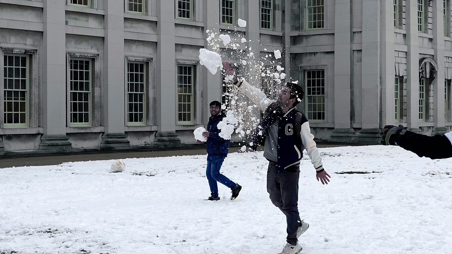 Schneeballschlacht in London